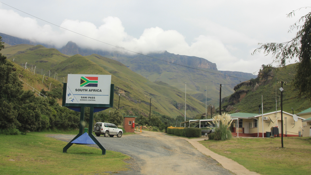 The South African Border Post at the bottom of the Pass.