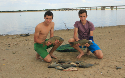 The twins with a few fishes caught at Bloemhof Dam